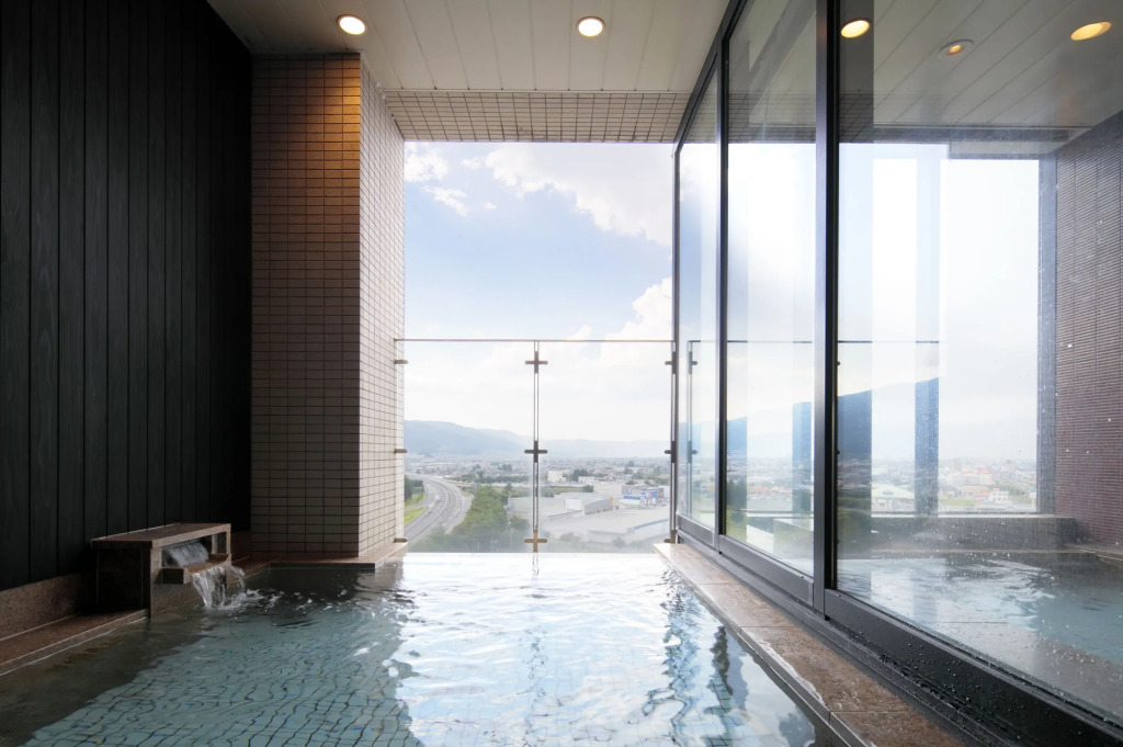 Candeo Hotels Chino