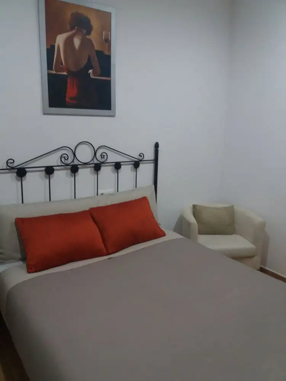 Antequeruela Tourists Home