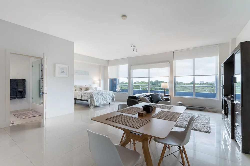 CocoStyle Loft Apartments by SV Rentals
