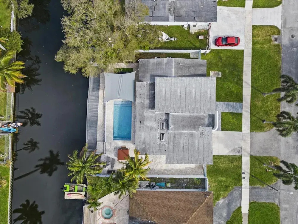 Stylish Aventura Home With Pool on Intercostal