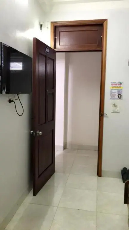Nhà Nghỉ Hoàng Hoa