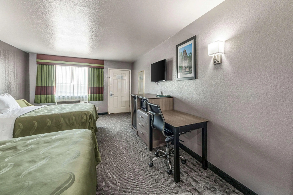 Quality Inn I-10 East near Frost Bank Center