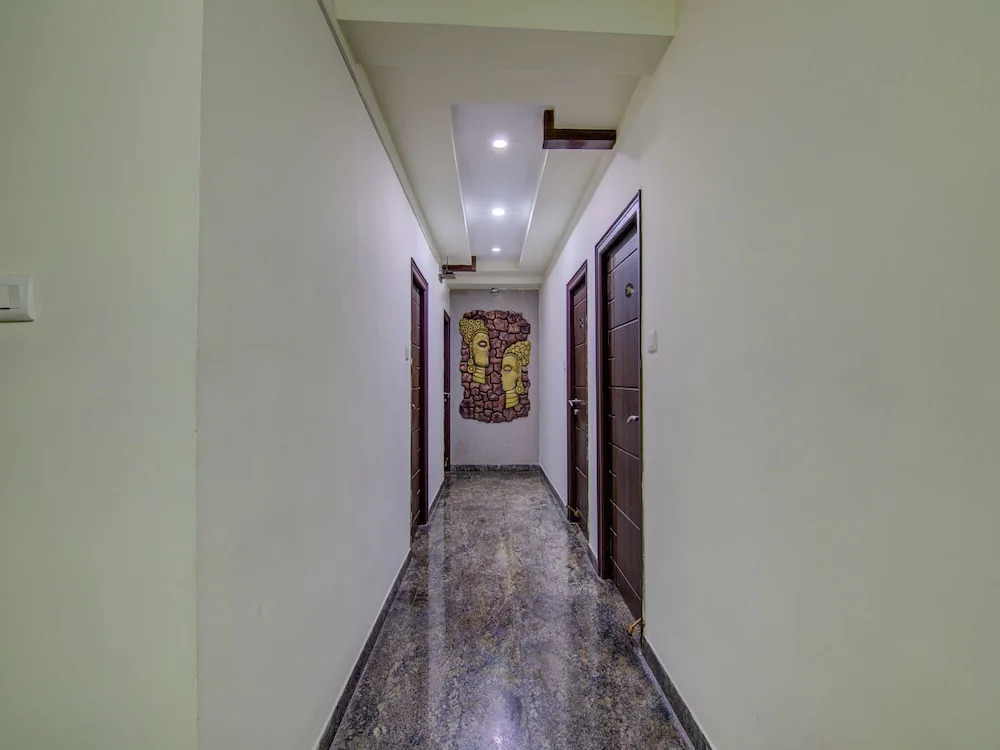 OYO 14044 Hotel Seacity Grand