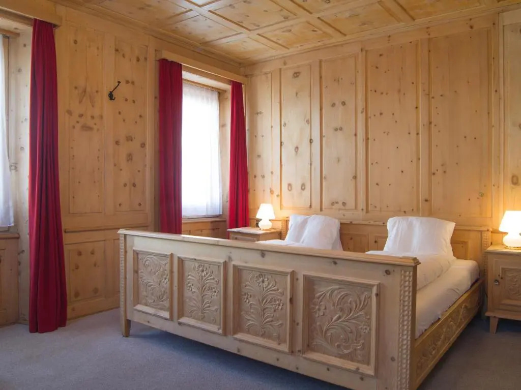 Hotel Alpina