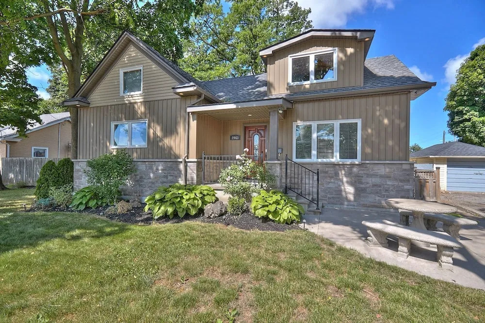 Niagara Retreat
