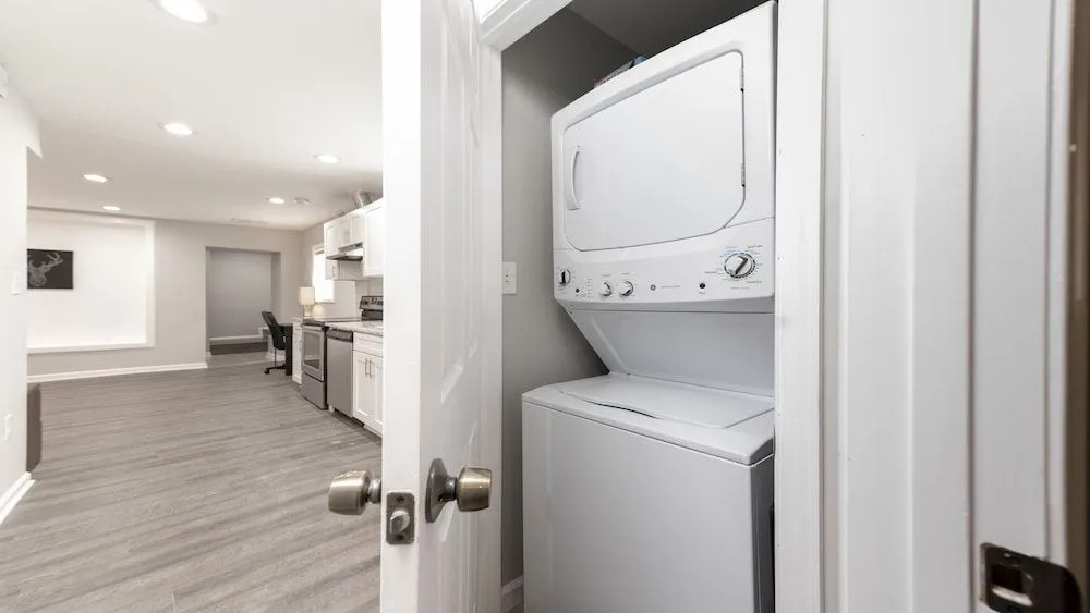 Stylish 3BR 3BA Colonial House by Cozysuites