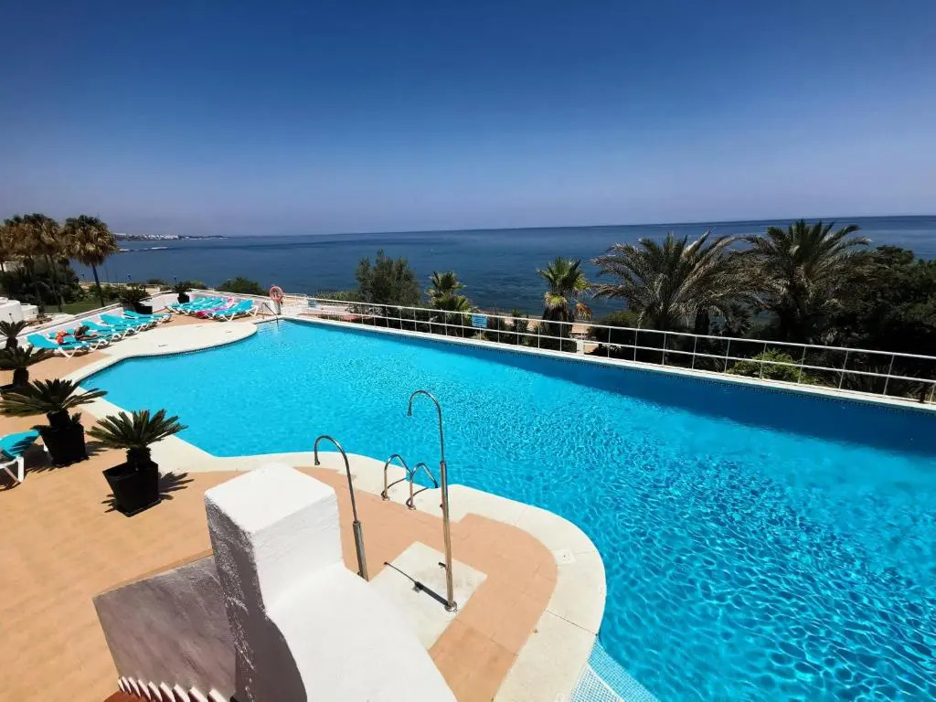 Sinfonia Del Mar Apartment also LONG TERM RENTALS