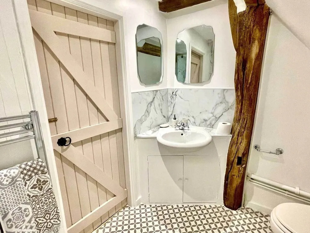 Walnut Tree House