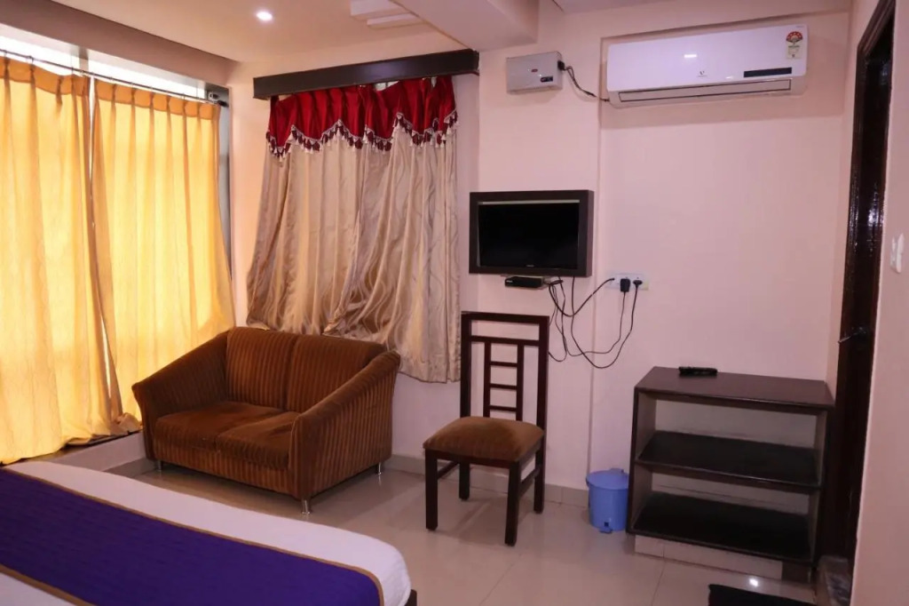 Smilestay BNS Lodge