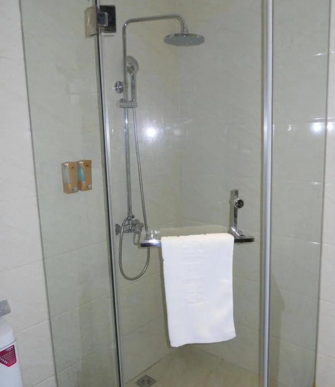 Menghuang Holiday Hotel