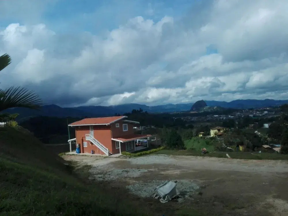 LookOut Lodge Mirador de Guatape