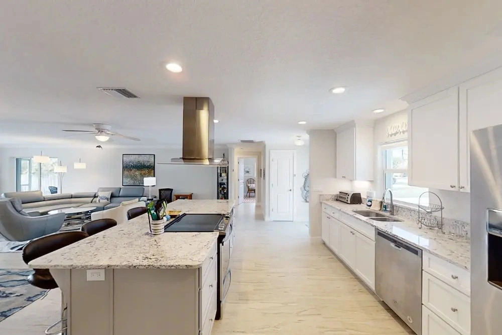 116 La Riviere Rd