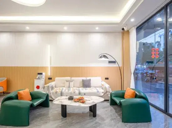 Elong Me Anlai Hotel (Ding'an Bus Station)