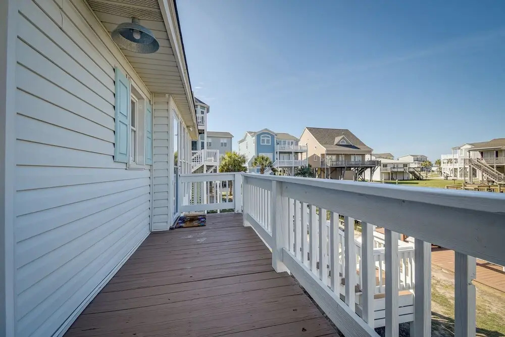 Holden Beach Home on Intracoastal Waterway Canal!