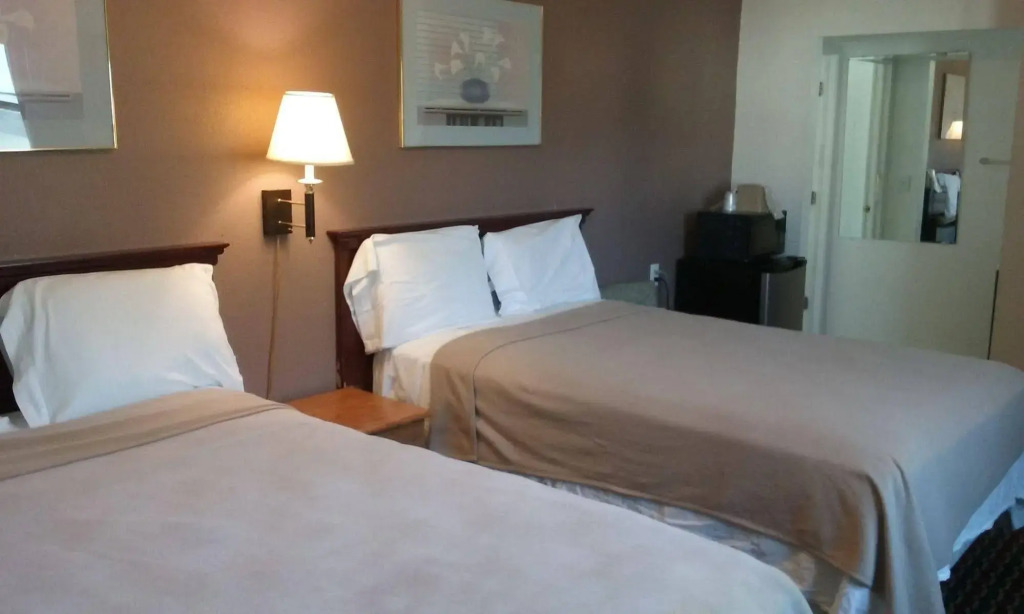 Super 54 Inn