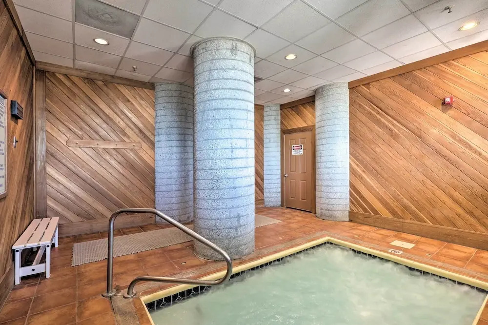 Near Sugar Mountain: Renovated Condo w/ Views!