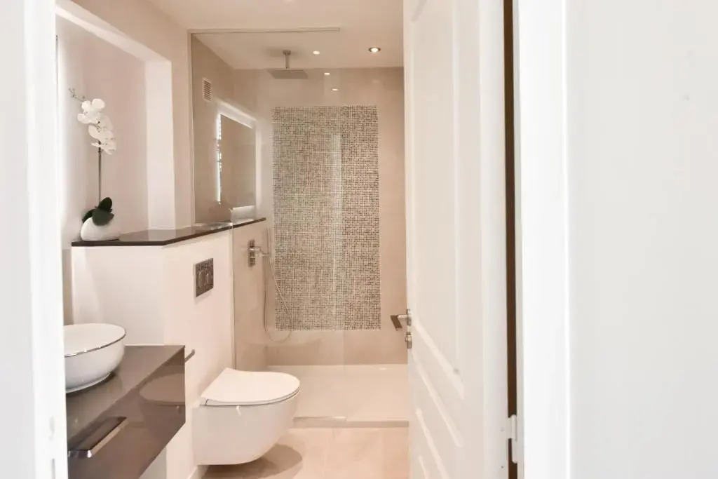 NEW 2 bedrooms 15 minutes to Palais des Festivals and beaches!