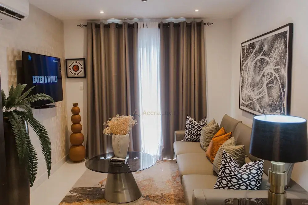 Loxwood House by Clifton Homes