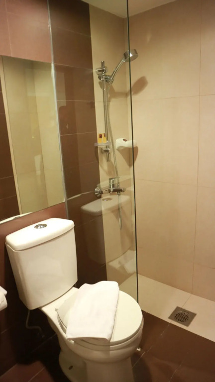 Tacloban Plaza Hotel
