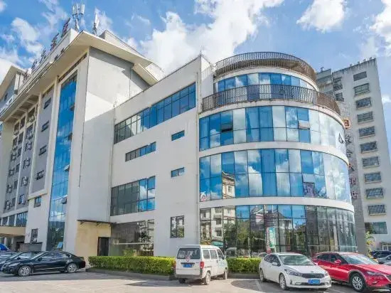 Qianhe Hotel