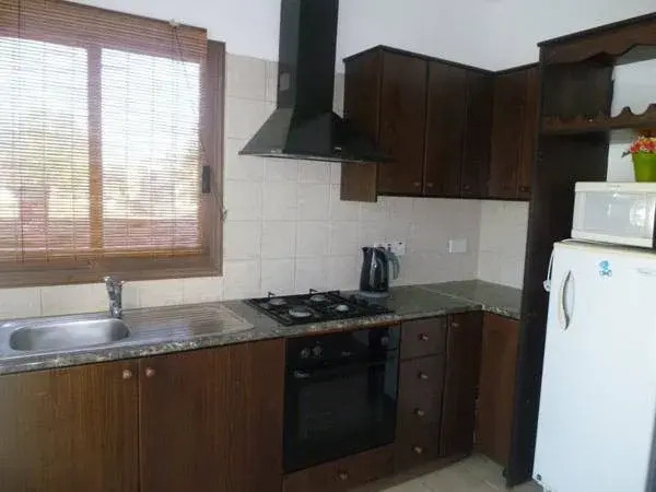 Avra Family Maisonettes