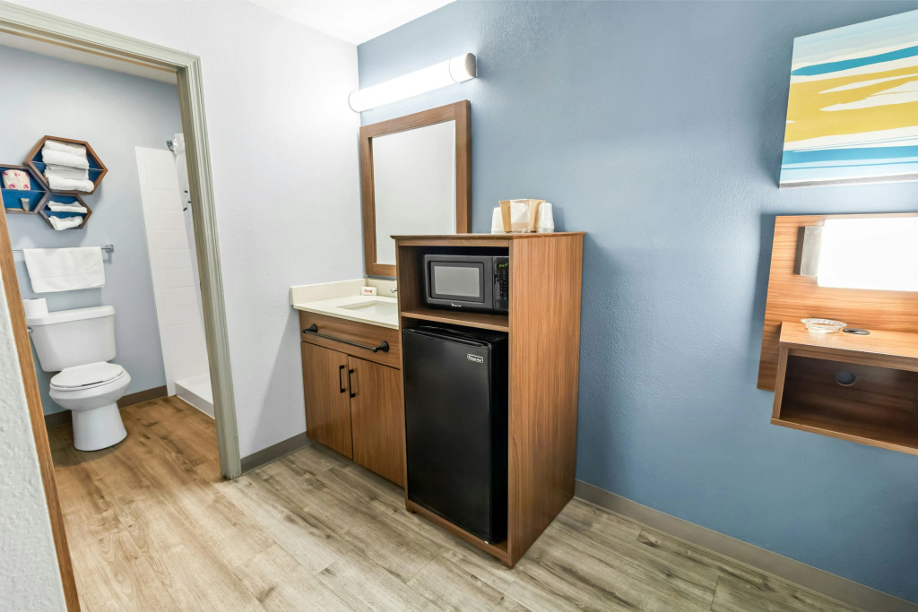 HomeTowne Studios by Red Roof Florence, KY-Cincinnati Airport