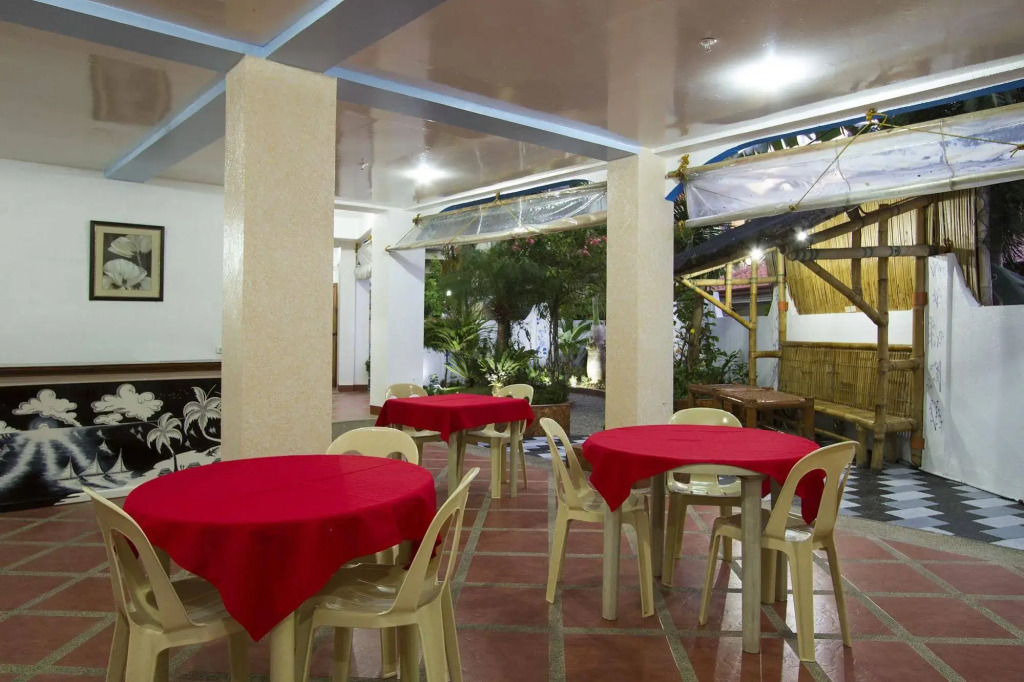Island Jewel Inn