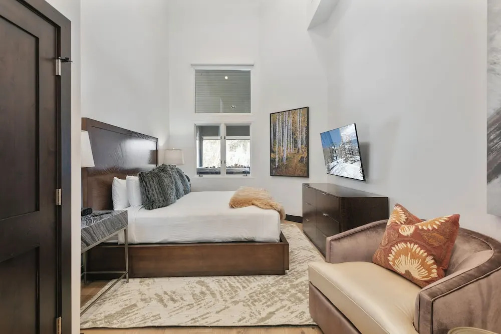 Ski Retreat Hot Tub 2br + Loft 2 Bedroom Condo