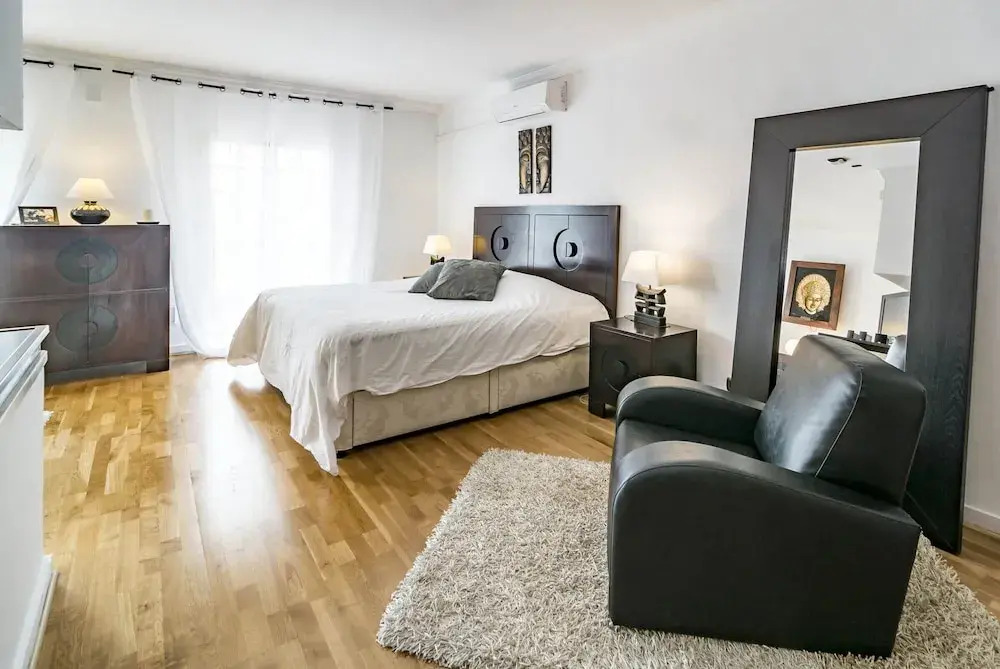 AP149 -Townhouse with pool and roof terrace
