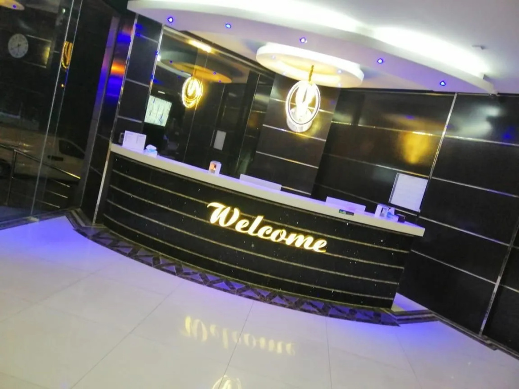 Grand Lily Hotel Suites