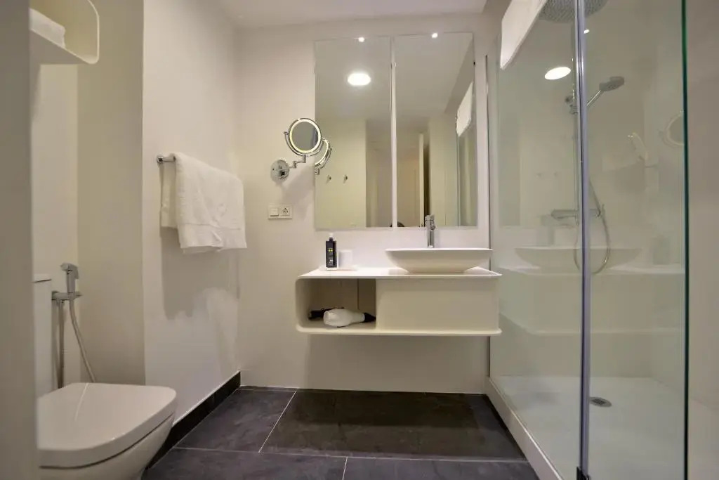 Plaza Mina Suites by Luxury Suites Cadiz