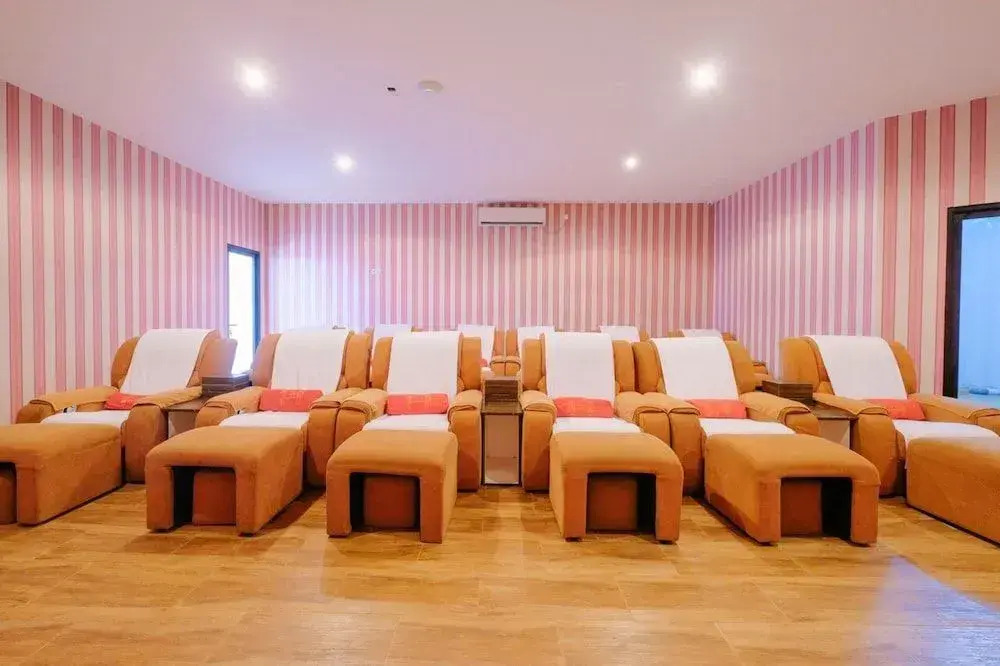 Lopi Hotel