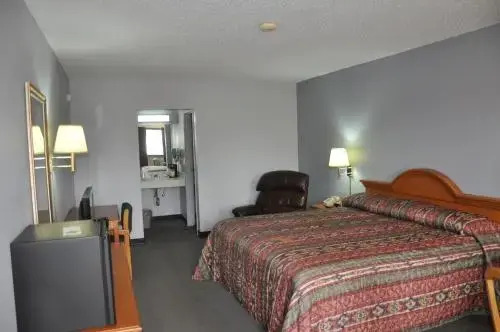 OYO Malden Airport Inn