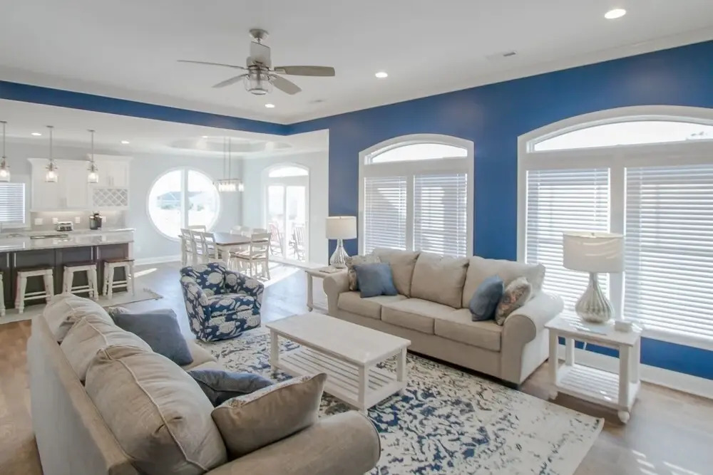 All-new Luxe W/ Pool - Walk To Beach! 5 Bedroom Home