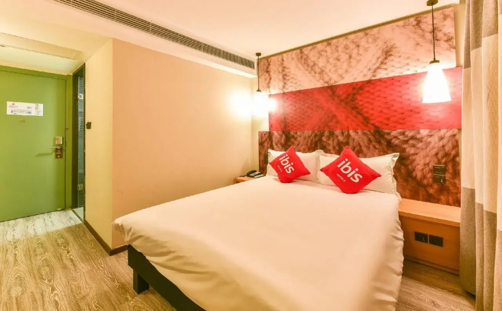 ibis Guilin Railway Station hotel