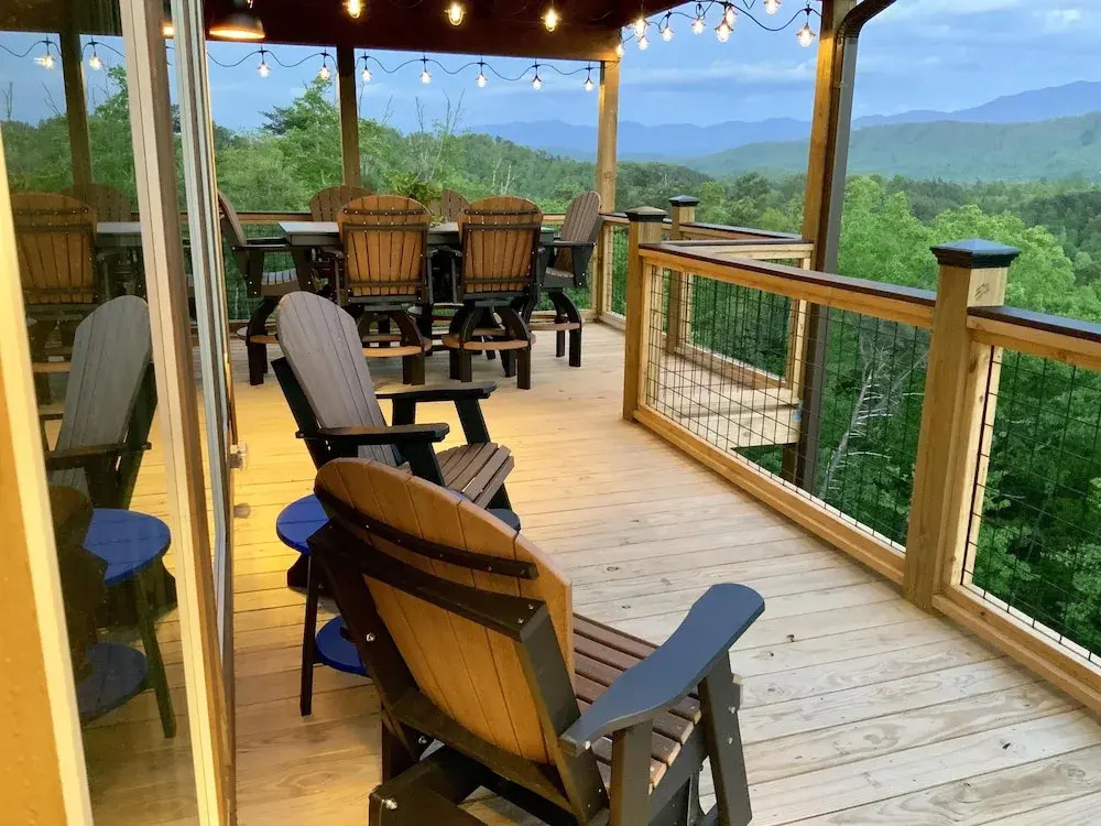 Copper Fox 3 Bedroom Cabin