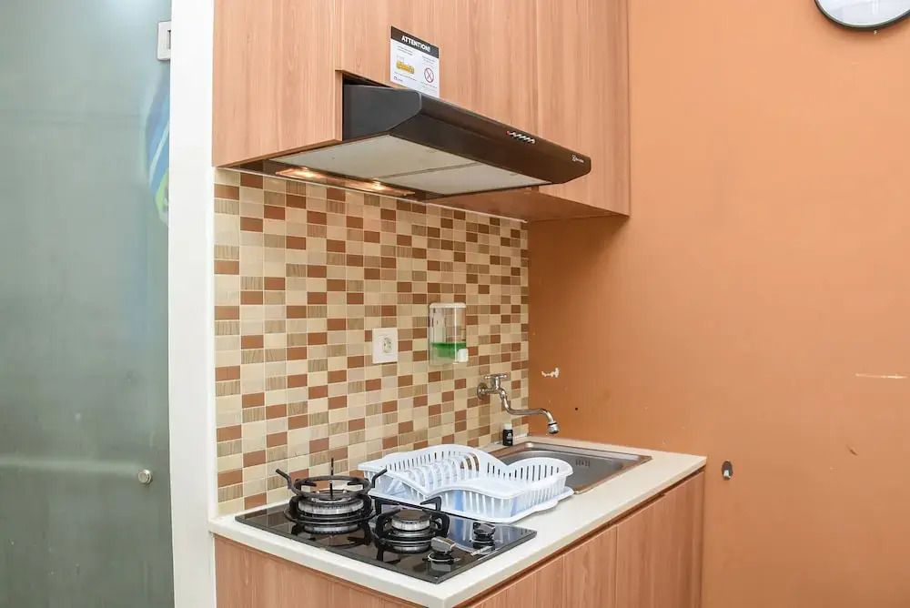 Strategic And Cozy Stay 2Br At Green Pramuka City Apartment