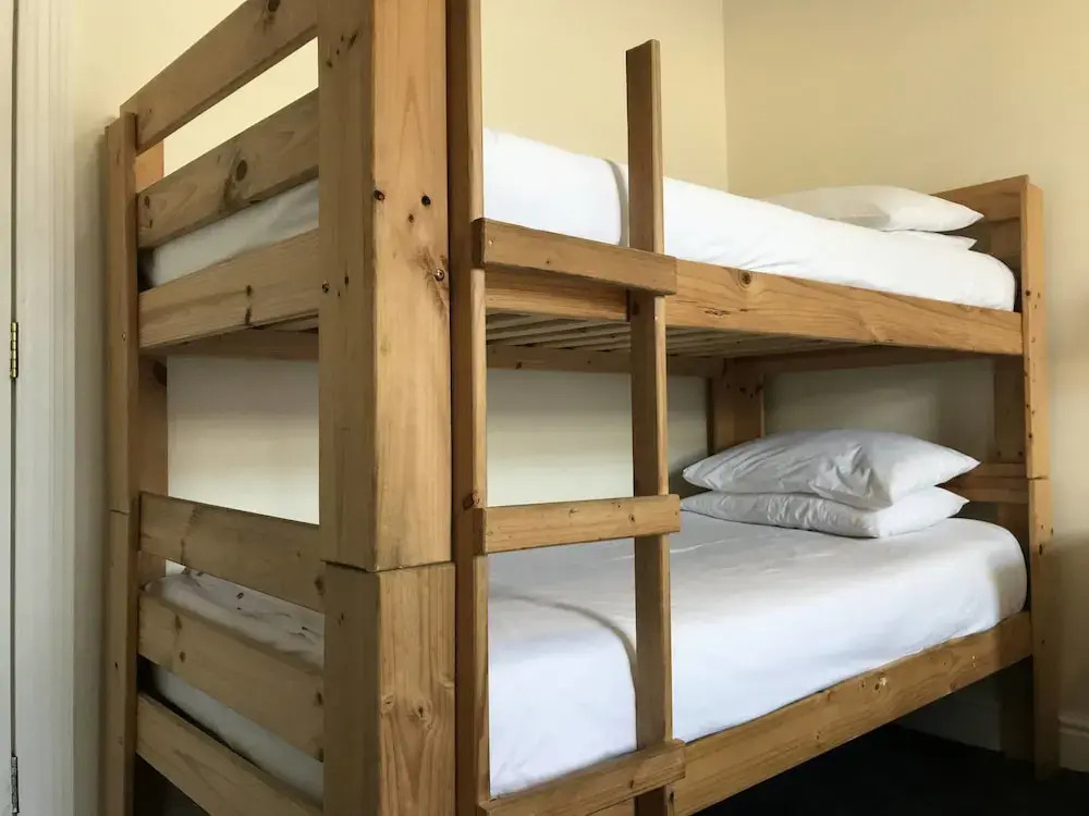 Altona Lodge