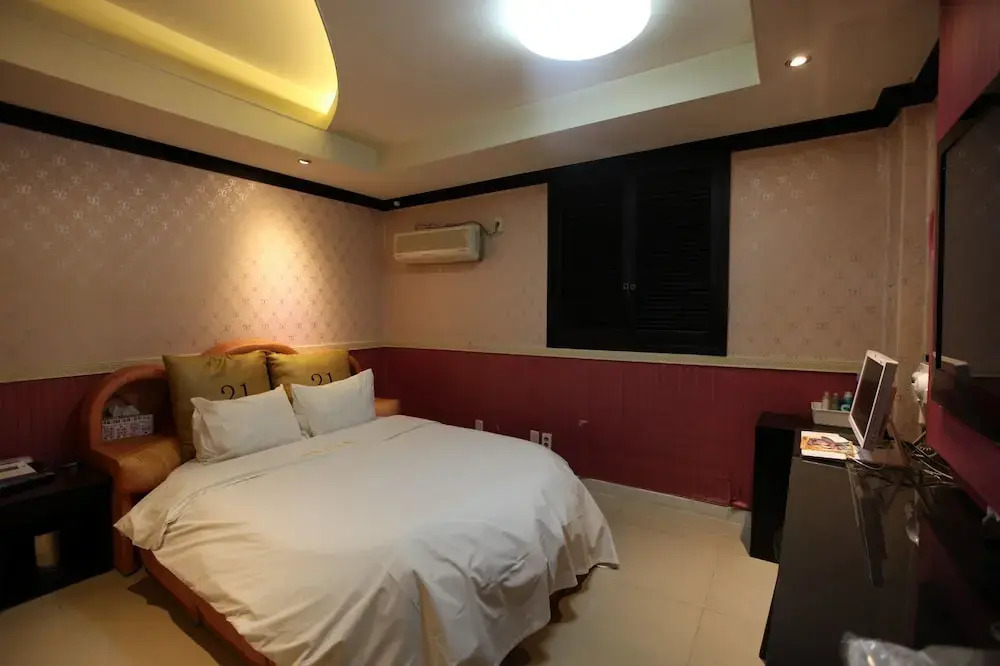 Theme 21 Motel