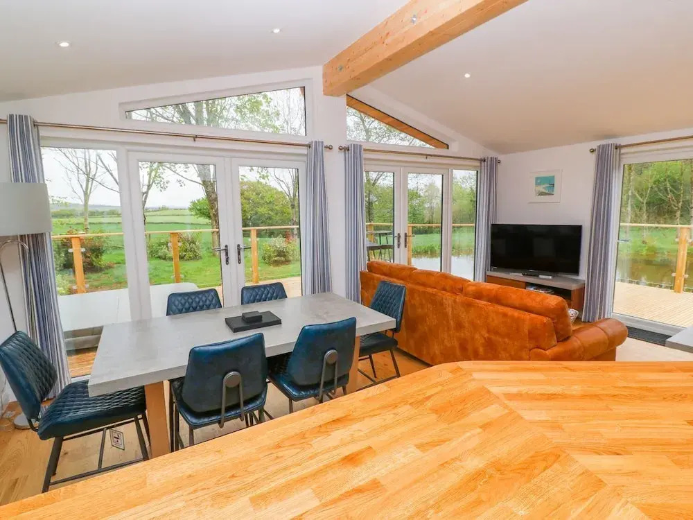 21 Meadow Retreat