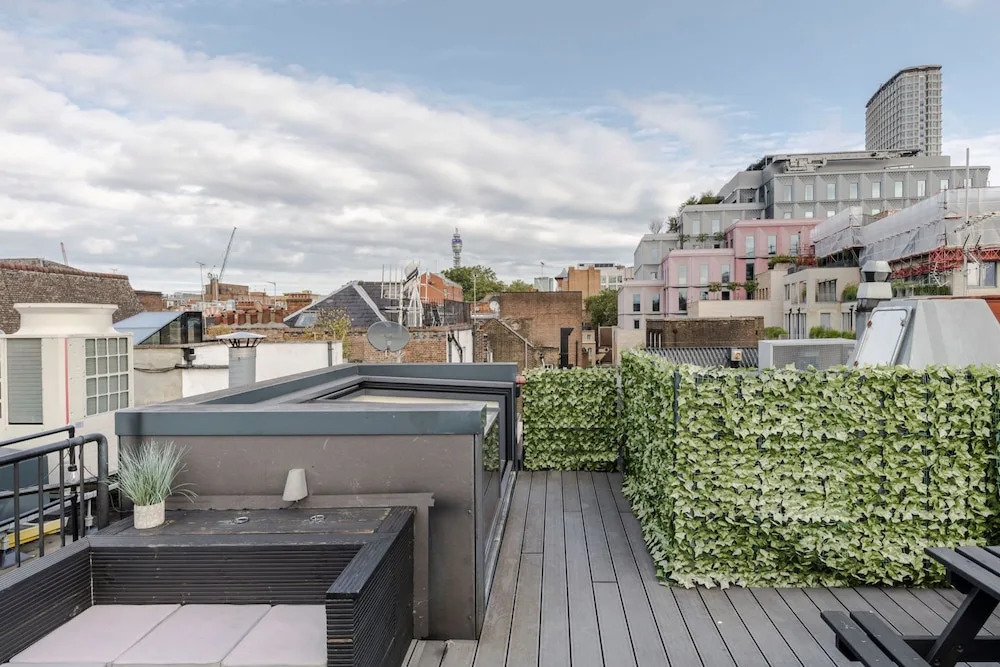 The Influencer Suite - Soho - by Frankie Says
