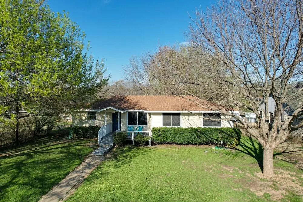 Waterfront Granbury Home: Easy Lake Access!