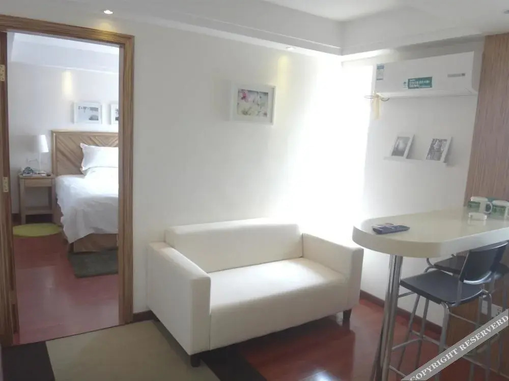 Green Tree Inn - Jiujiang Baibaoli