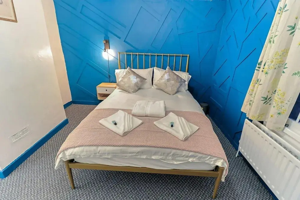 Beautiful 3-bed Cottage in Burnham-on-crouch