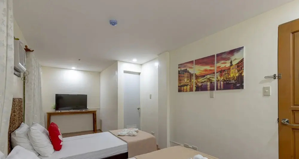 ZEN Rooms Thirdy's Inn Legazpi