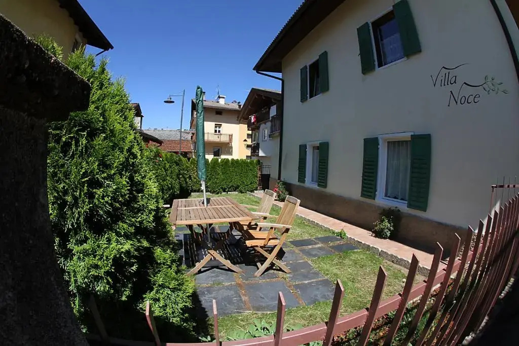 Villa Noce 1 - apartment with garden