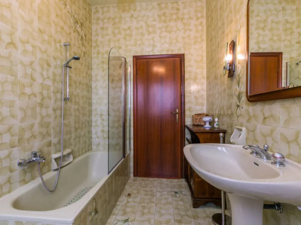 House Miranda Volterra