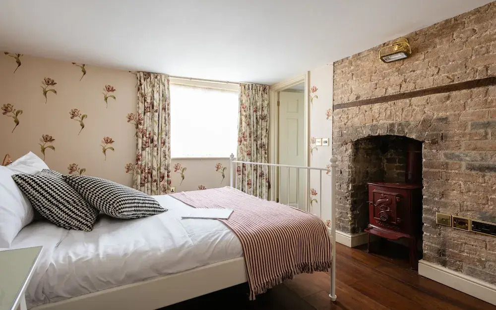 The Georgian Cottage - Enchanting 3BDR Cottage surrounded by History