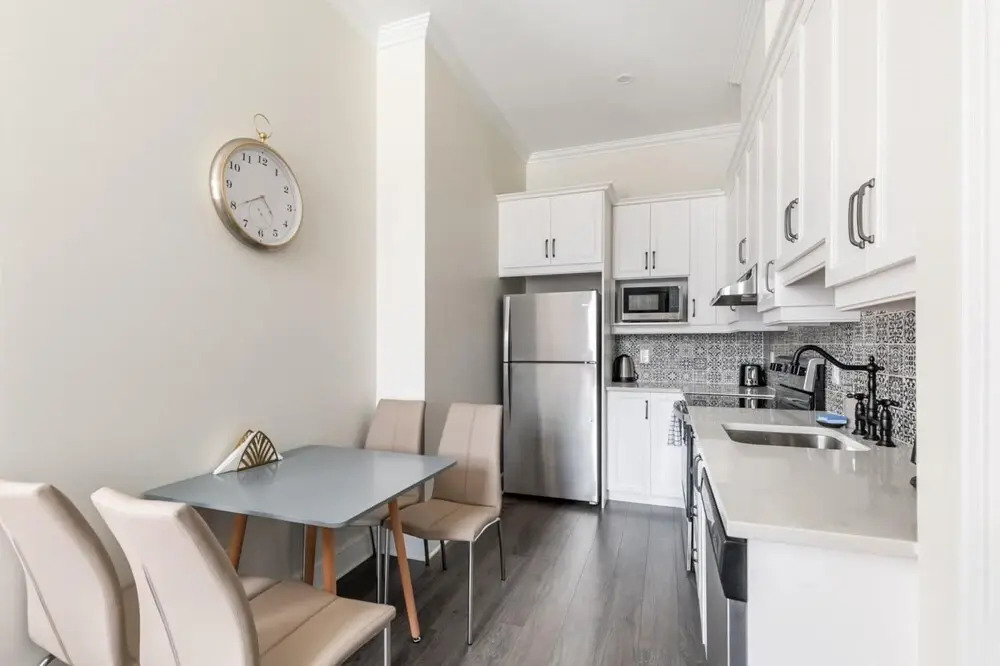 Heritage Rideau 1Br Apartment Free Parking 1