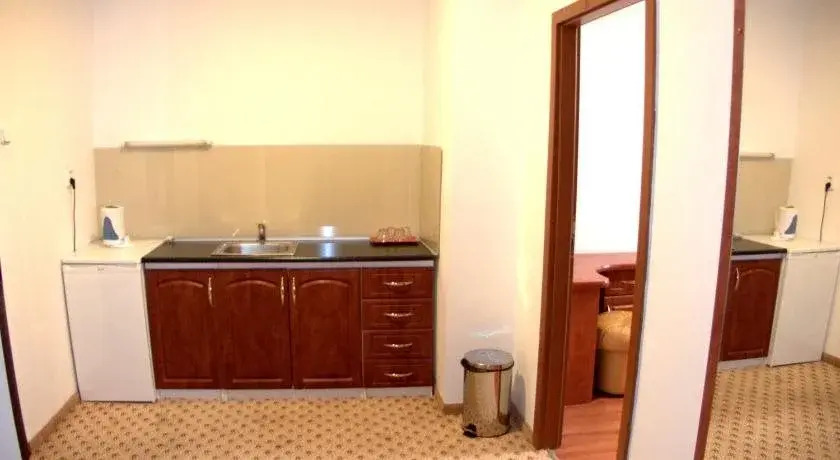 Hotel Astra